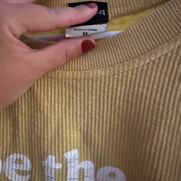 yellow sweatshirt - Picture 2 of 2